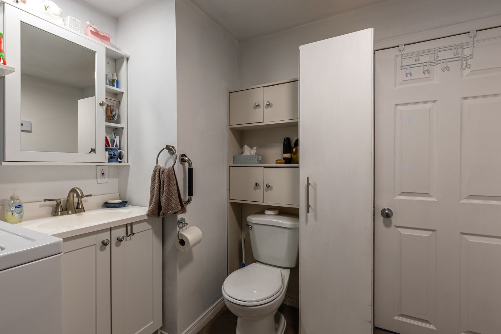 









263


1re Avenue

,
Portneuf,




QC
G0A2Y0

