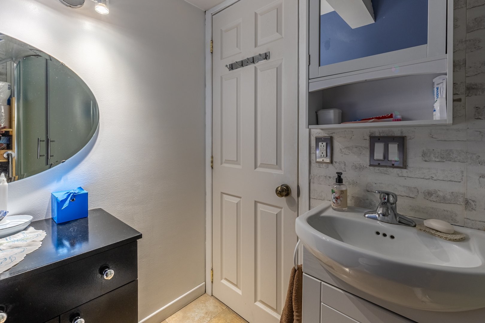 









263


1re Avenue

,
Portneuf,




QC
G0A2Y0

