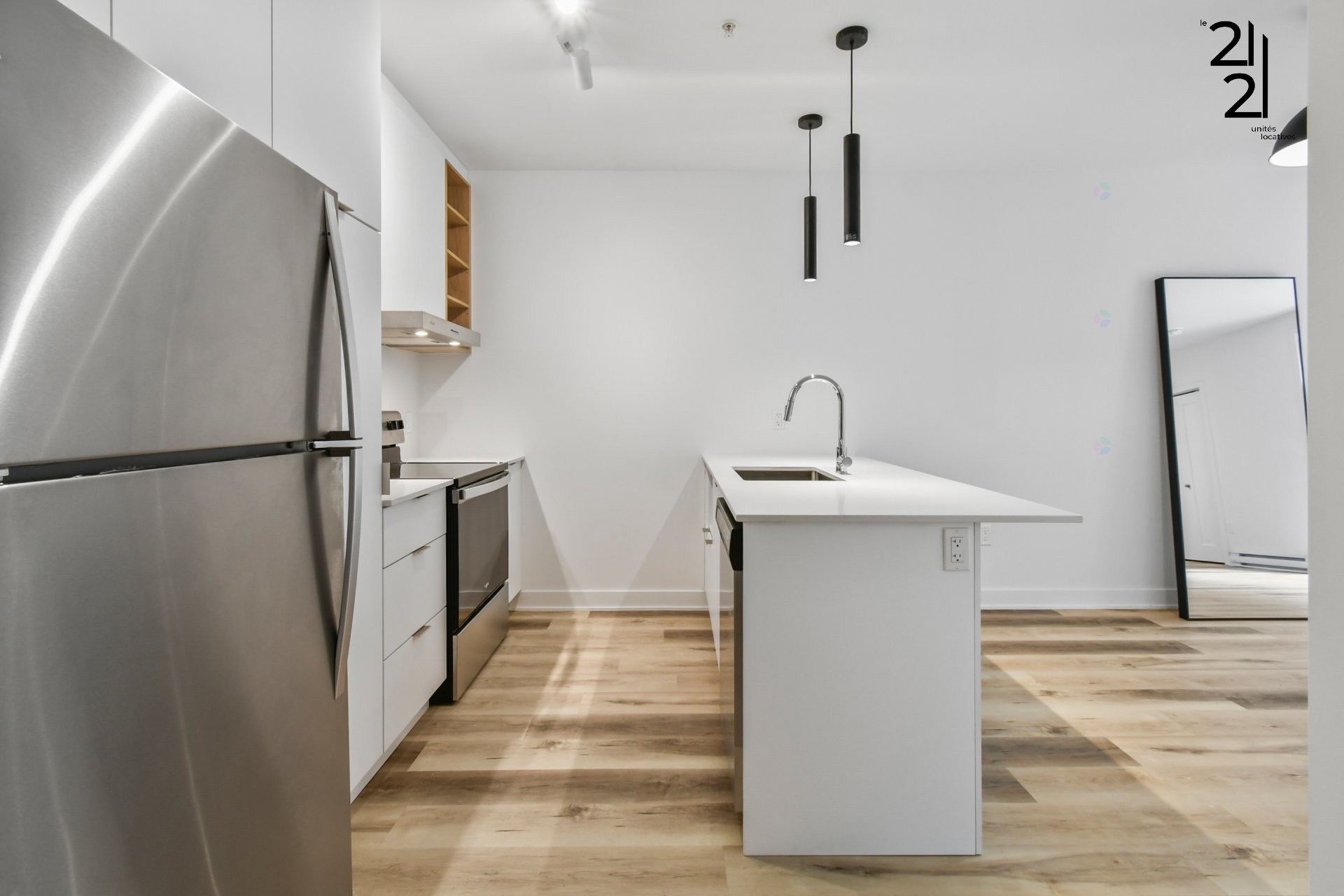 









2121


Av. Papineau

, 506,
Montréal (Ville-Marie),




QC
H2K4J5

