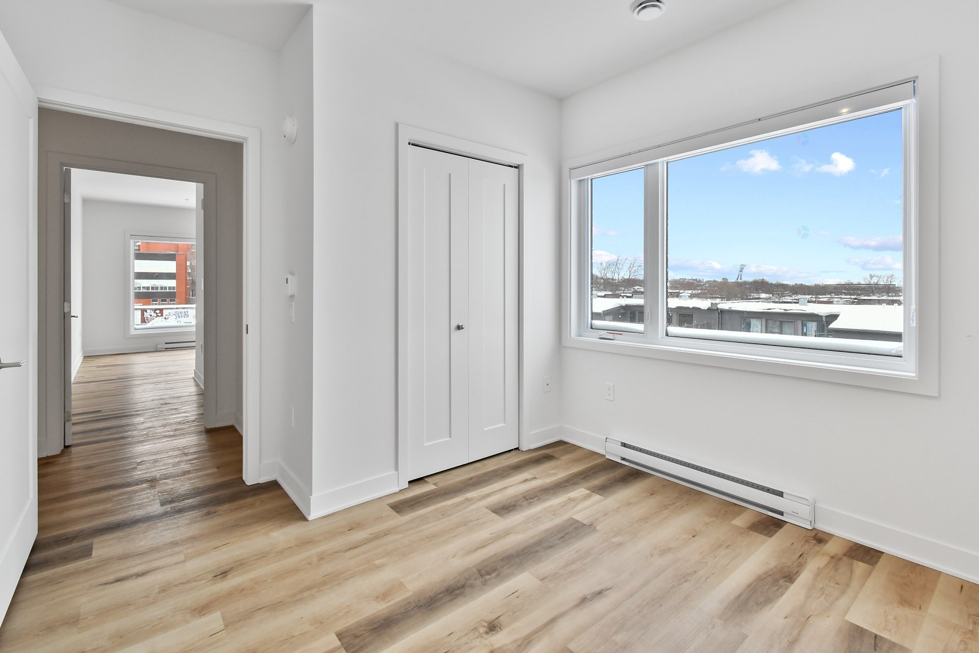 









2121


Av. Papineau

, 502,
Montréal (Ville-Marie),




QC
H2K4J5

