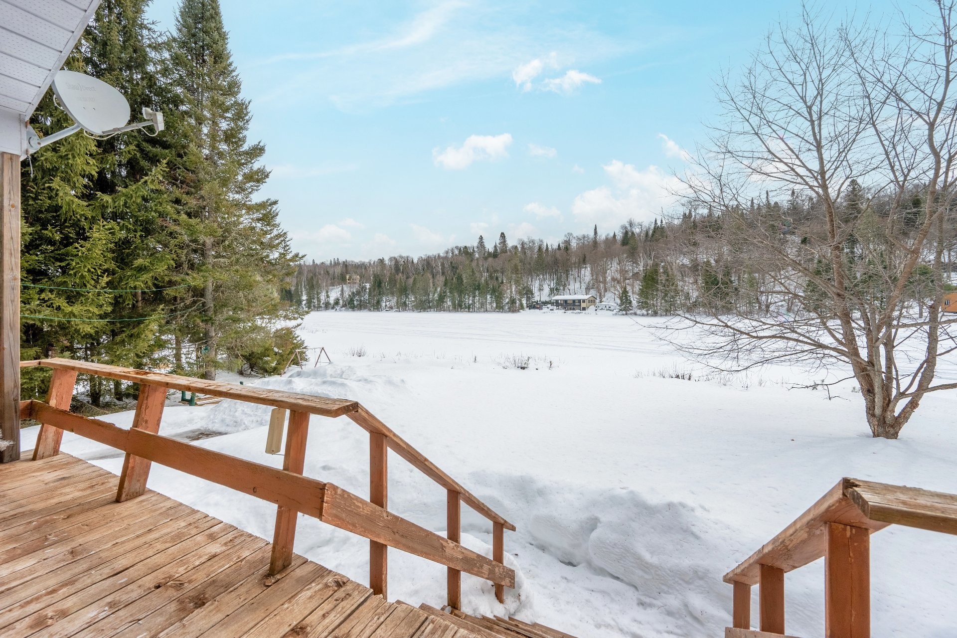 









402


Ch. du Lac-du-Gros-Brochet

,
L'Ascension,




QC
J0T1W0

