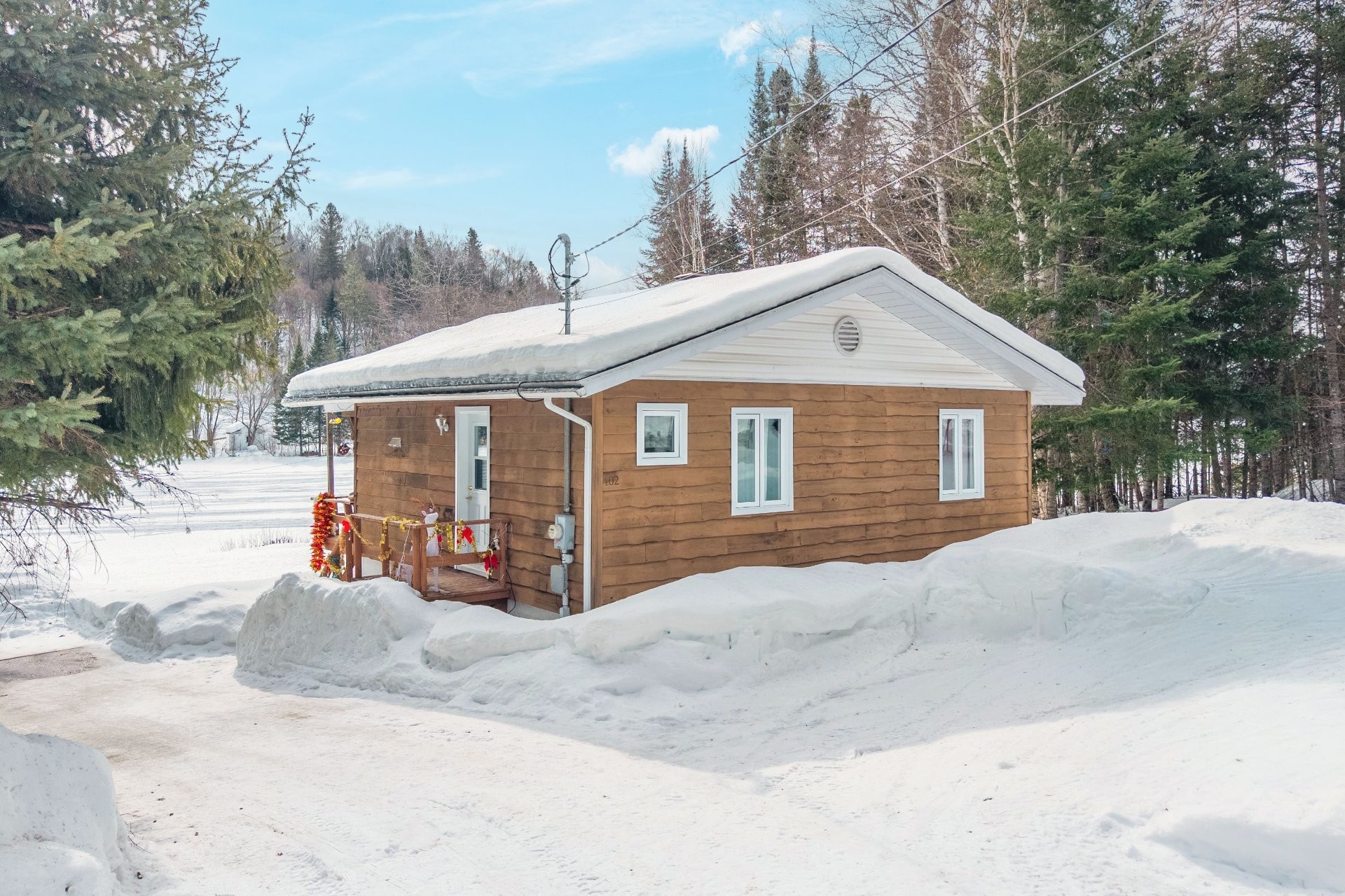 









402


Ch. du Lac-du-Gros-Brochet

,
L'Ascension,




QC
J0T1W0

