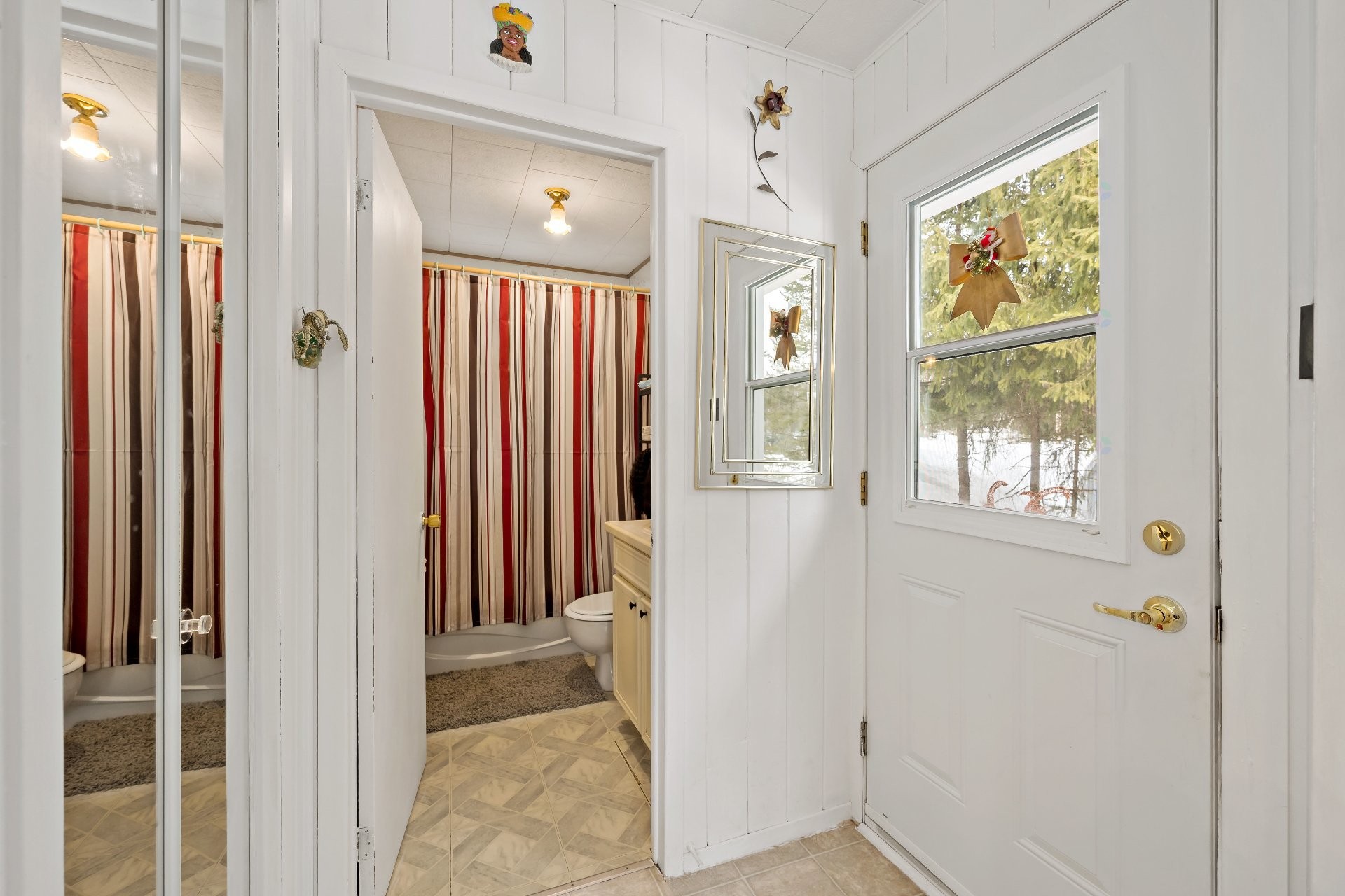 









402


Ch. du Lac-du-Gros-Brochet

,
L'Ascension,




QC
J0T1W0

