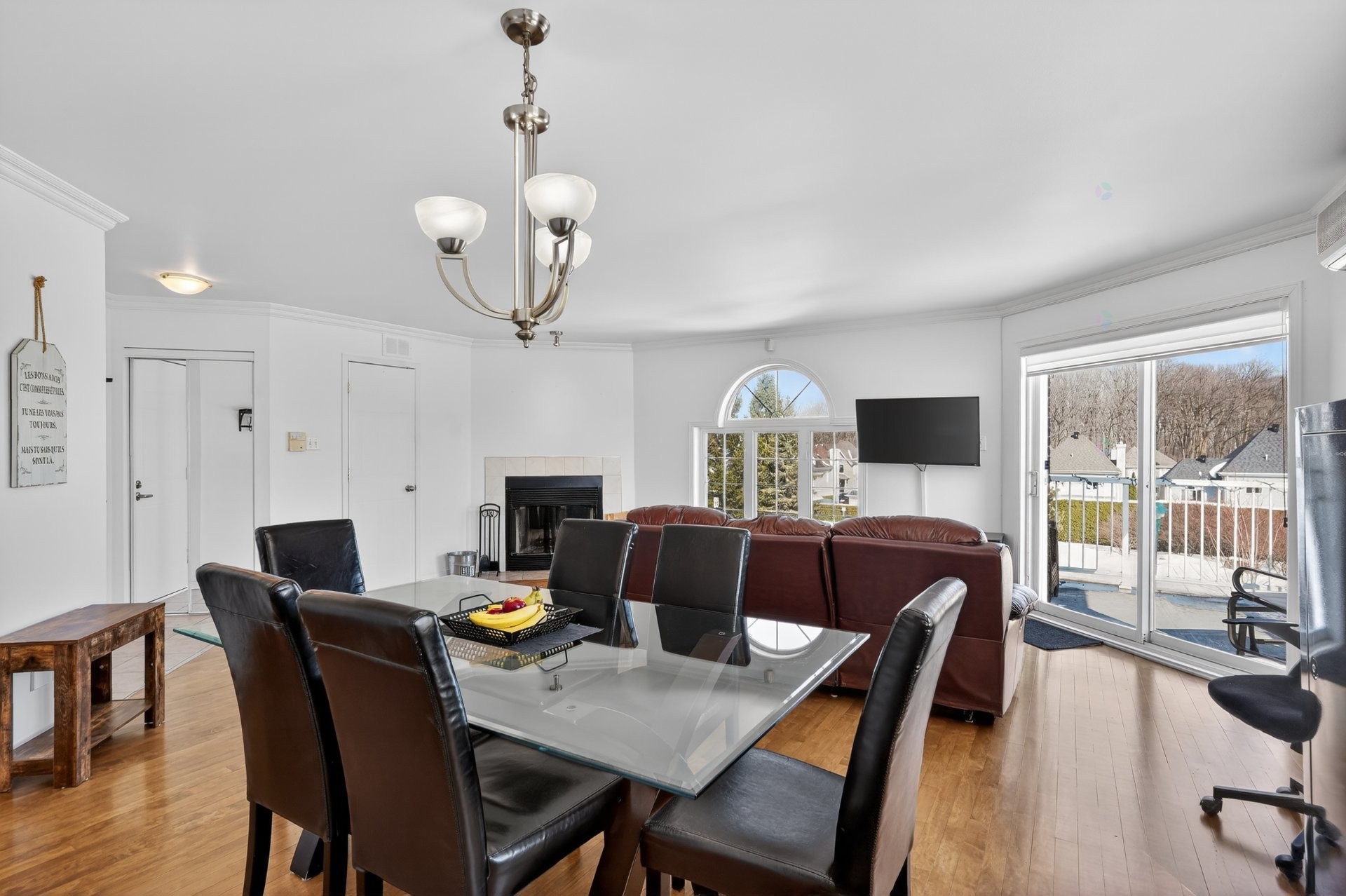 









560


20e Avenue

, 5,
Deux-Montagnes,




QC
J7R7E9

