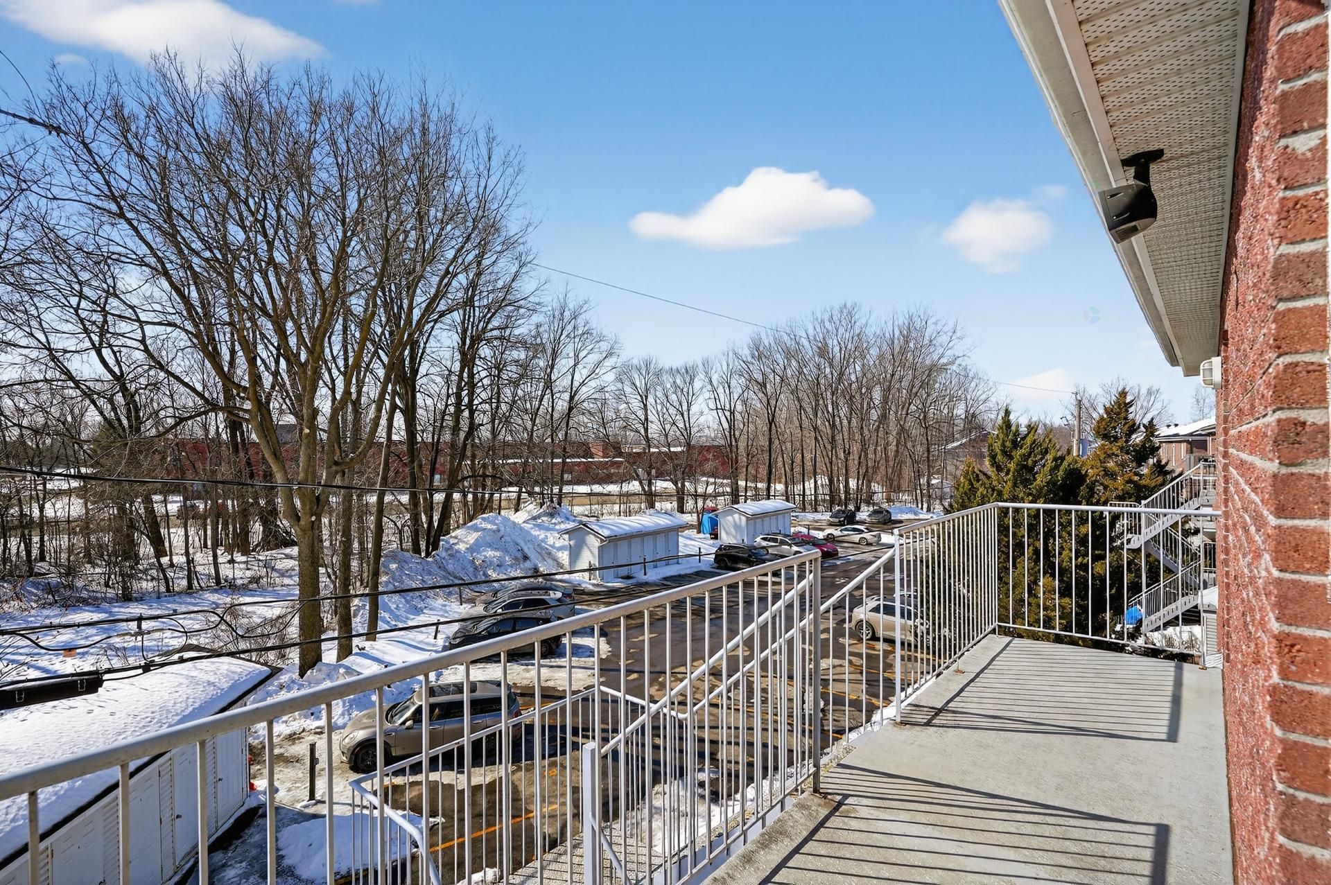 









560


20e Avenue

, 5,
Deux-Montagnes,




QC
J7R7E9

