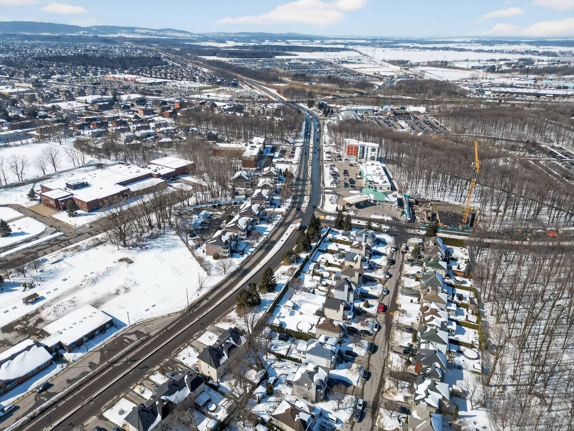 









560


20e Avenue

, 5,
Deux-Montagnes,




QC
J7R7E9

