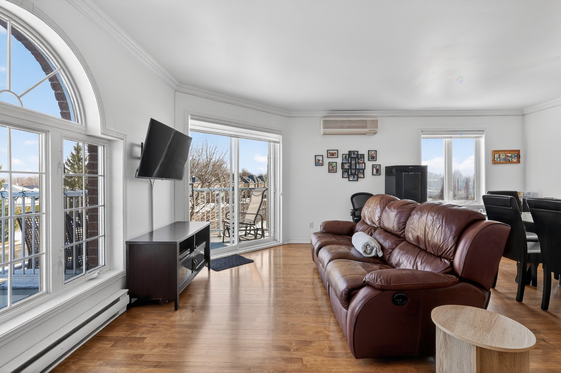 









560


20e Avenue

, 5,
Deux-Montagnes,




QC
J7R7E9


