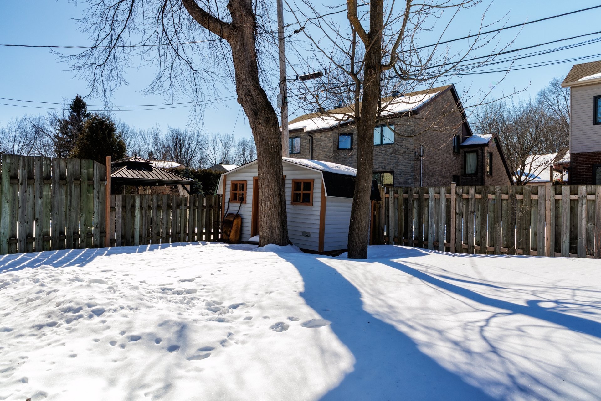 









18


Rue Timberlea-Trail

,
Kirkland,




QC
H9J2X9

