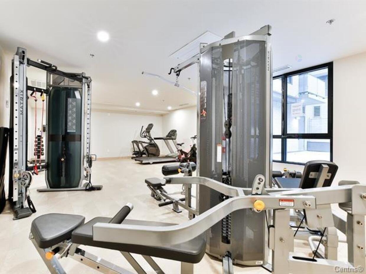 









1182


Rue Crescent

, 903,
Montréal (Ville-Marie),




QC
H3G0G6

