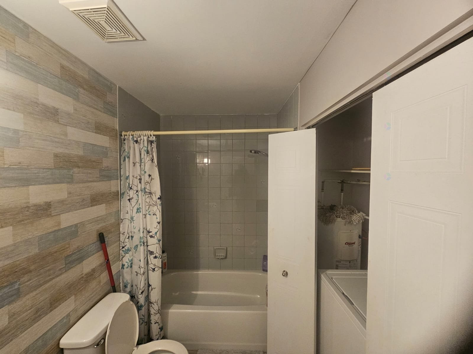 









1229


Boul. St-René O.

,
Gatineau (Gatineau),




QC
J8T6J1

