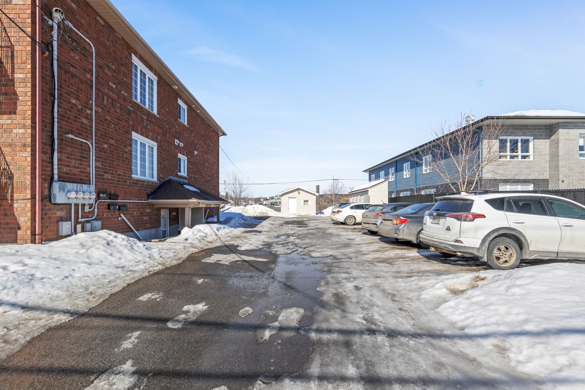 









1229


Boul. St-René O.

,
Gatineau (Gatineau),




QC
J8T6J1

