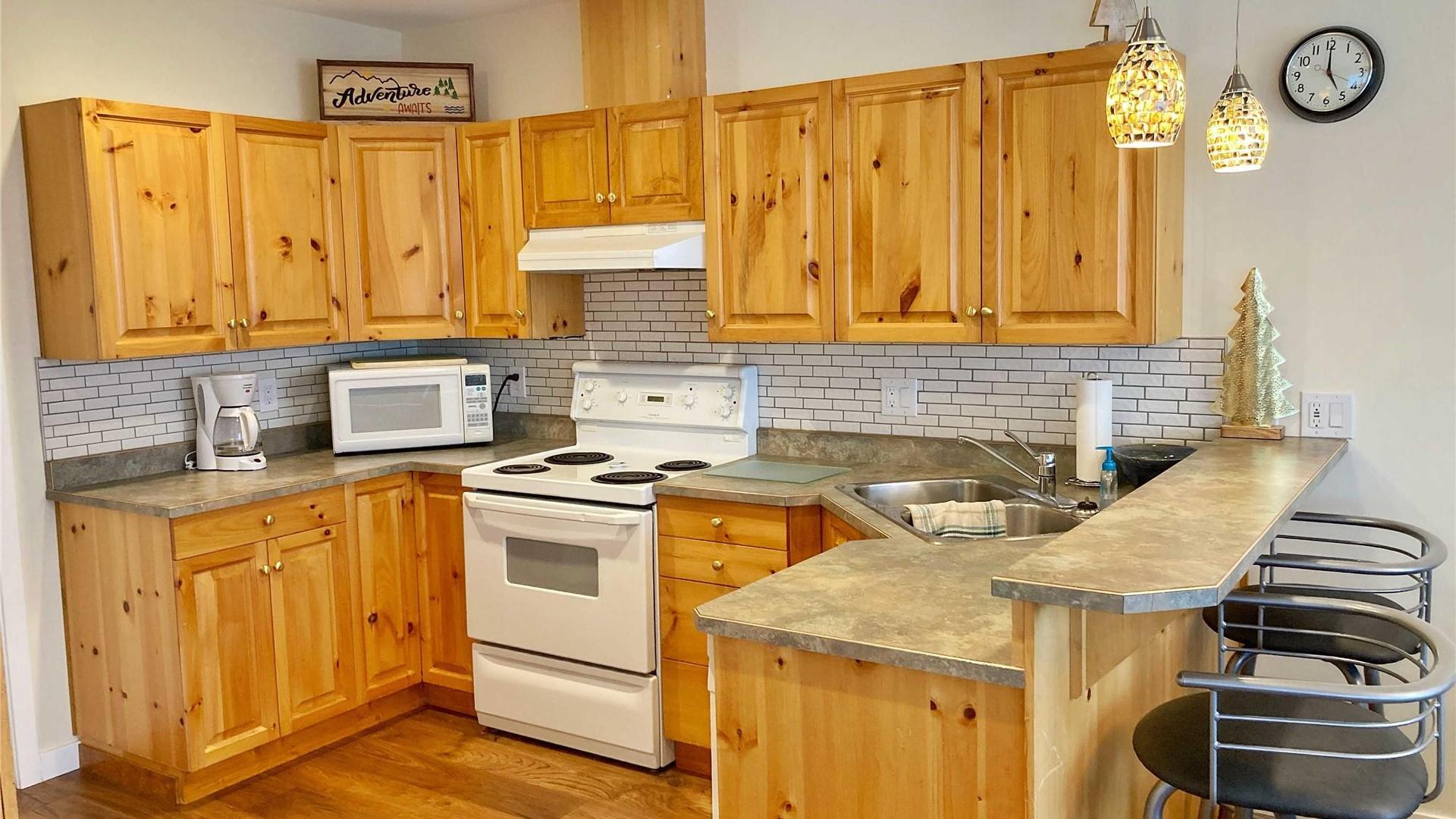 









4820


Snowpines

Road, C,
Big White,




BC
V1P 1P3

