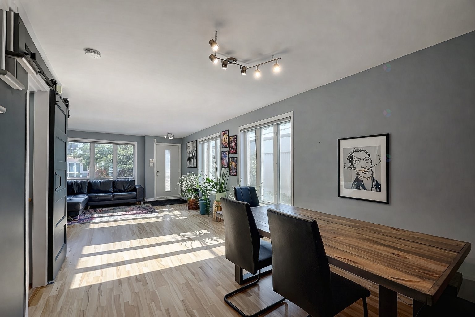 









2462


Av. Bennett

,
Montréal (Mercier/Hochelaga-Maisonneuve),




QC
H1V3S4

