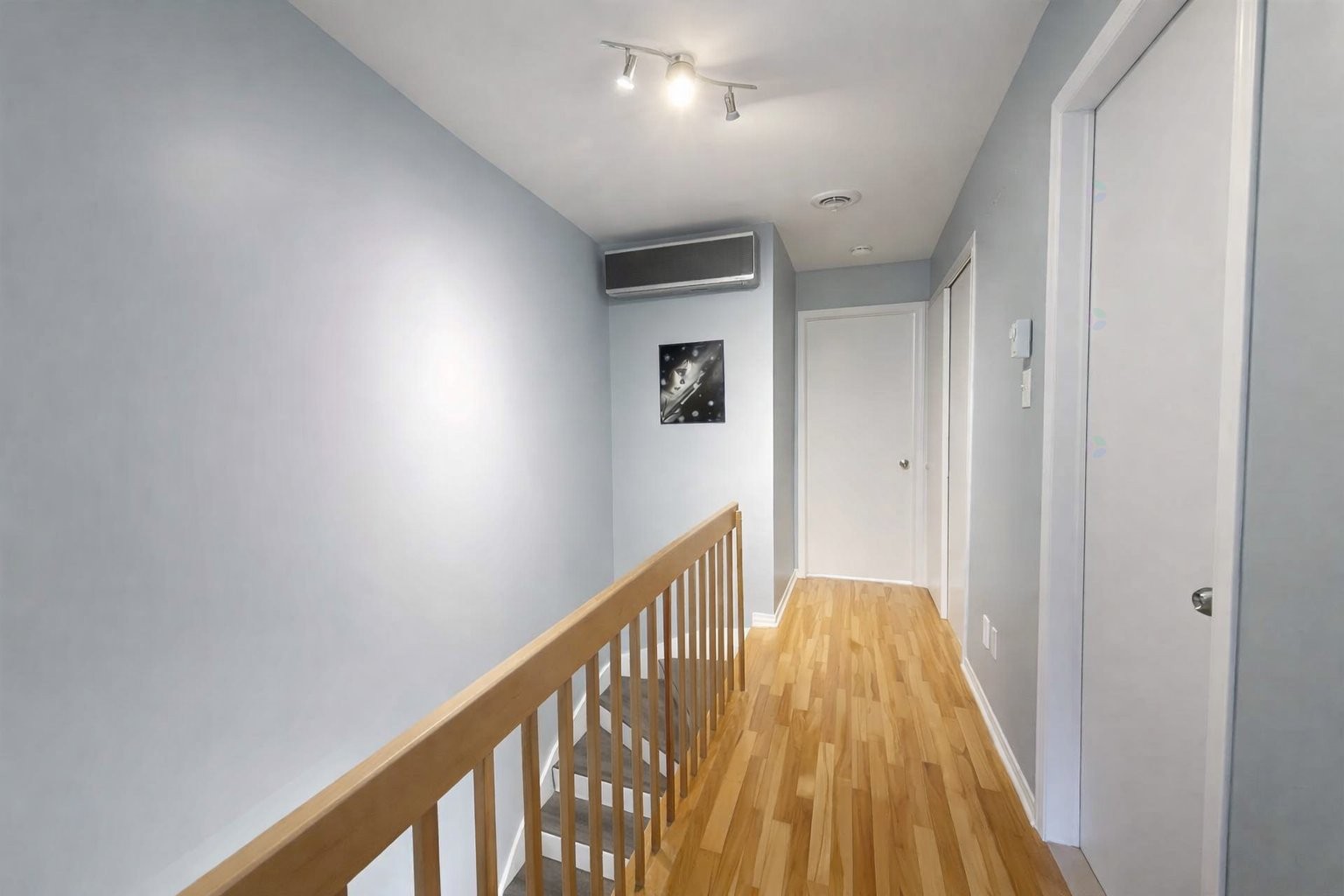 









2462


Av. Bennett

,
Montréal (Mercier/Hochelaga-Maisonneuve),




QC
H1V3S4

