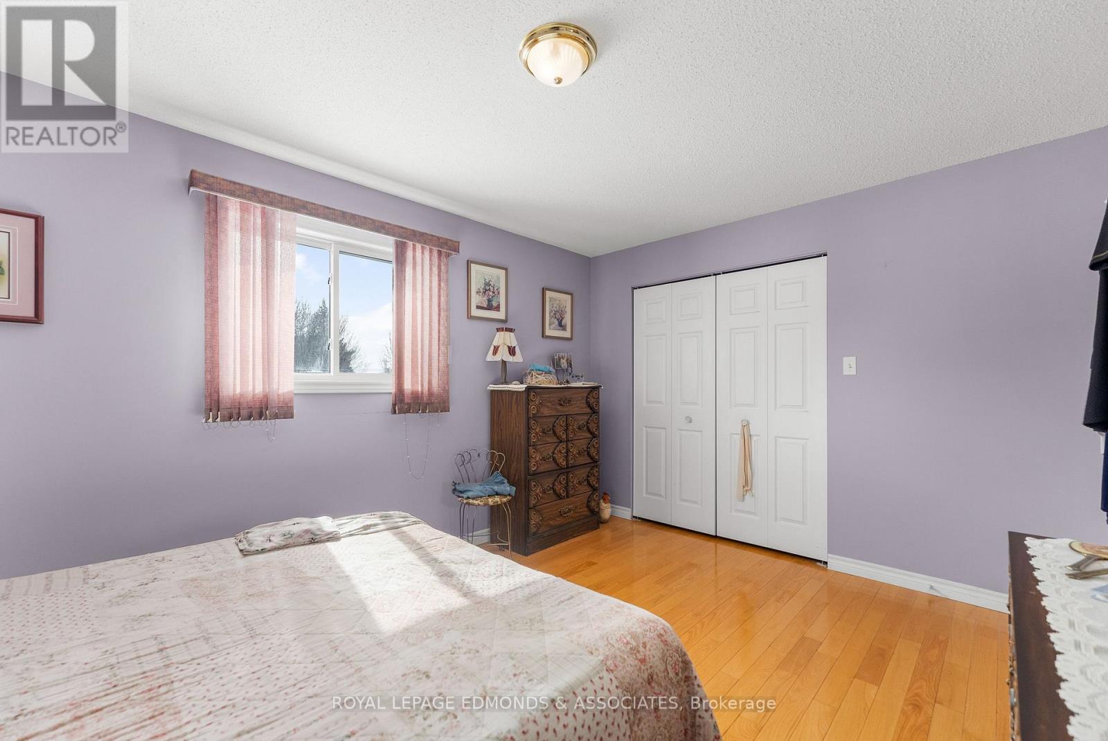 












89 RIVERCREST DR. DRIVE

,
Laurentian Valley,




Ontario
K8A6W4

