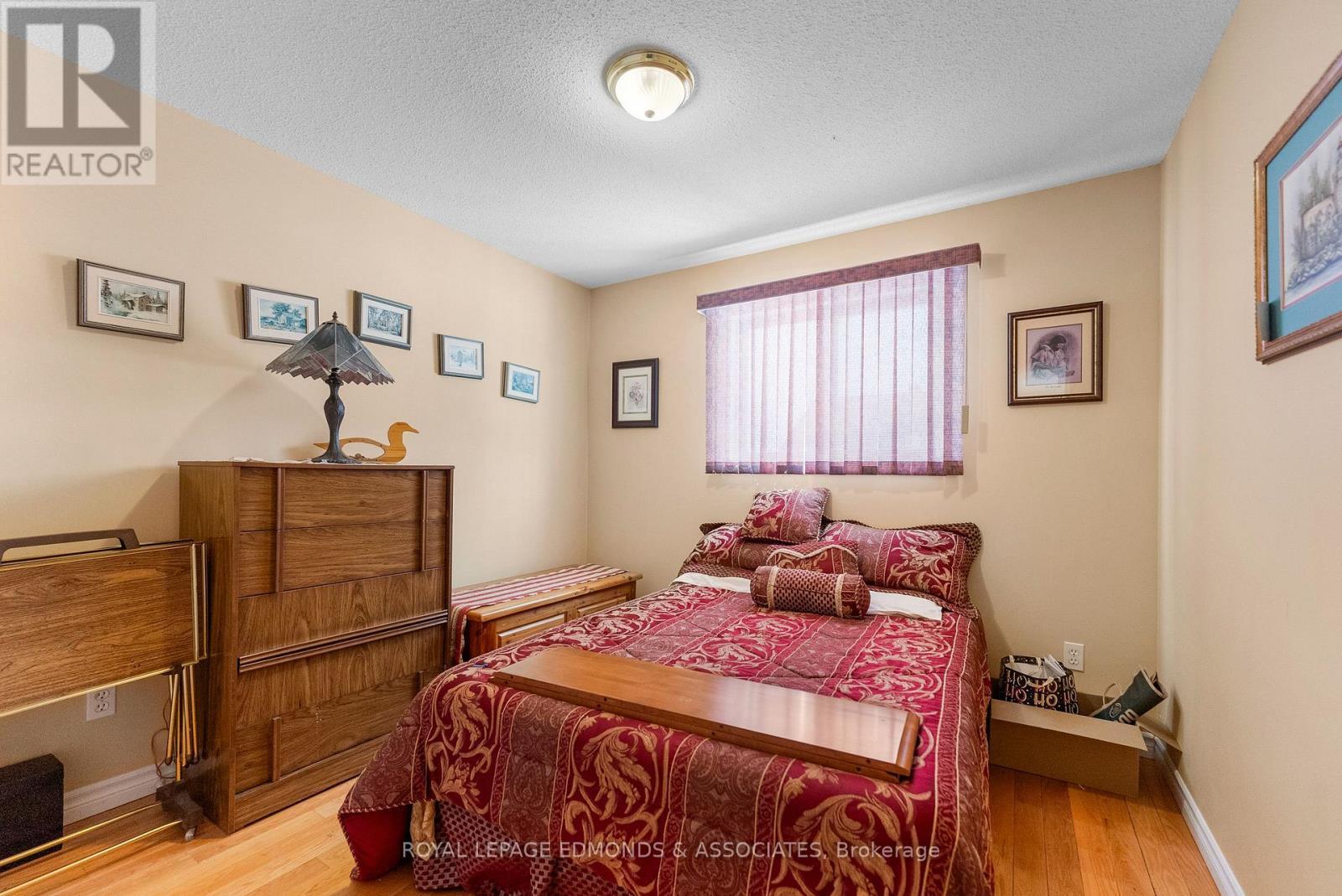 












89 RIVERCREST DR. DRIVE

,
Laurentian Valley,




Ontario
K8A6W4

