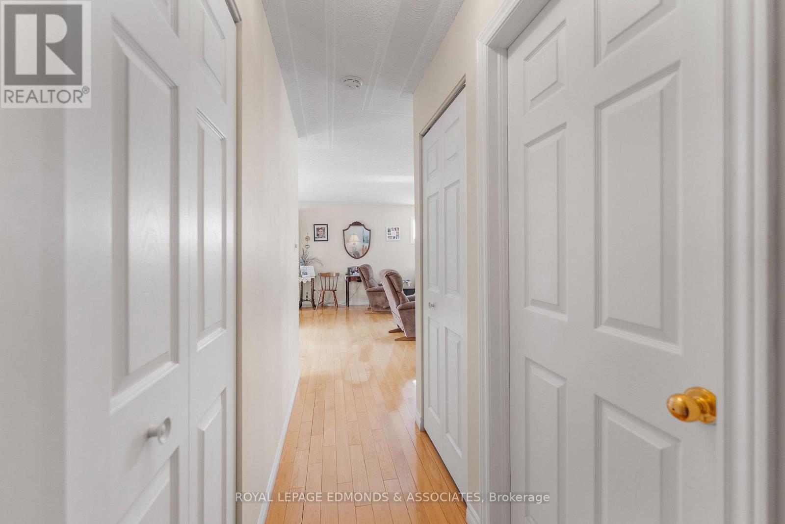 












89 RIVERCREST DR. DRIVE

,
Laurentian Valley,




Ontario
K8A6W4

