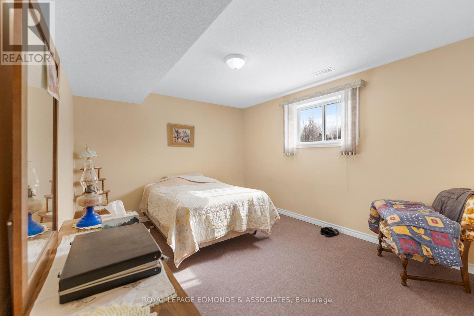 












89 RIVERCREST DR. DRIVE

,
Laurentian Valley,




Ontario
K8A6W4

