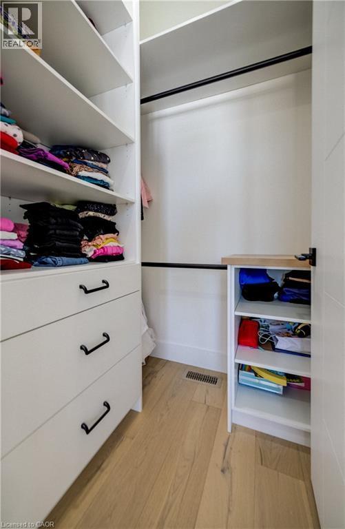 












311 ORR Street

,
Stratford,




Ontario
N5A0J7

