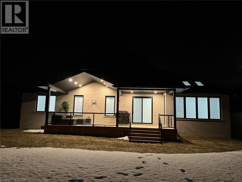 












311 ORR Street

,
Stratford,




Ontario
N5A0J7

