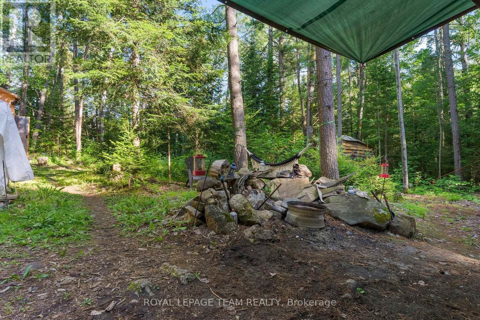 












00 (31253) HIGHWAY 41 HIGHWAY

,
Bonnechere Valley,







Ontario
K0J1T0

