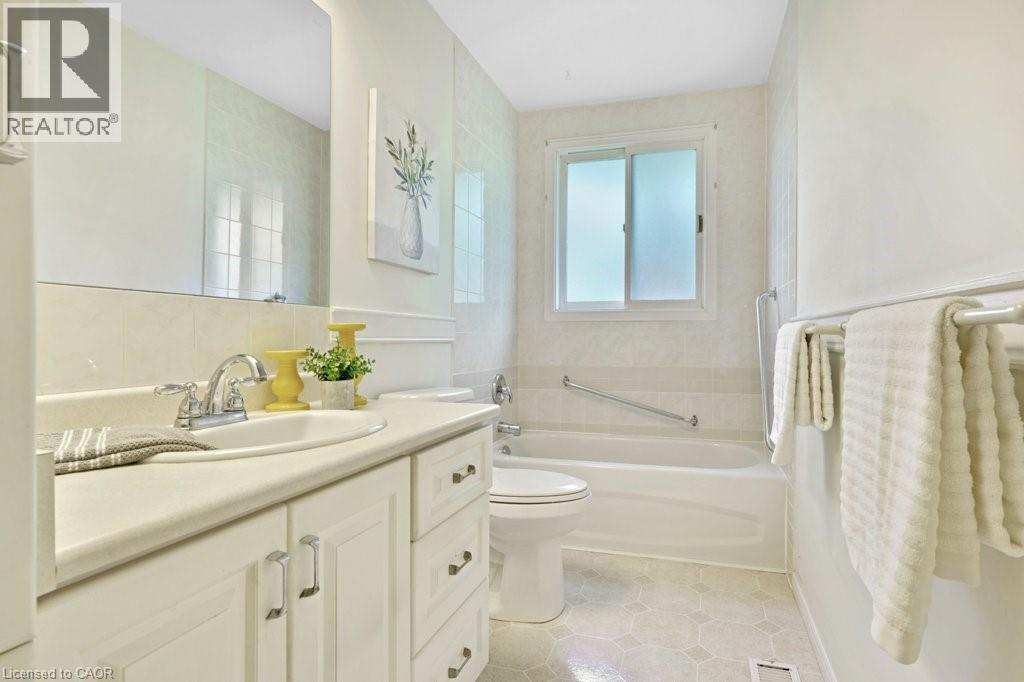 












1265 BRANTFORD Highway

,
Cambridge,




Ontario
N1R5S5

