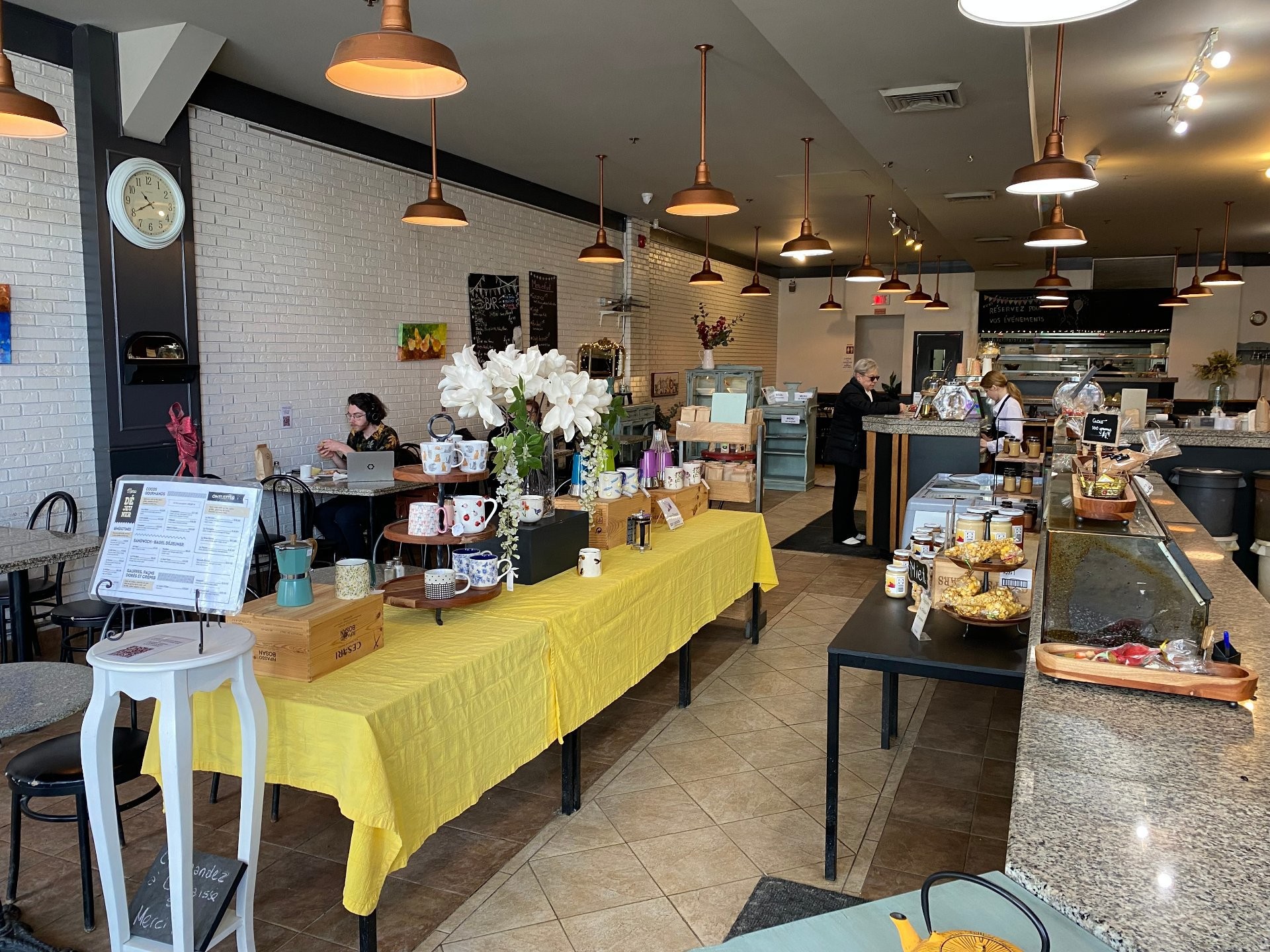 









5252


Ch. de la Côte-des-Neiges

,
Montréal (Côte-des-Neiges/Notre-Dame-de-Grâce),




QC
H3T1X8

