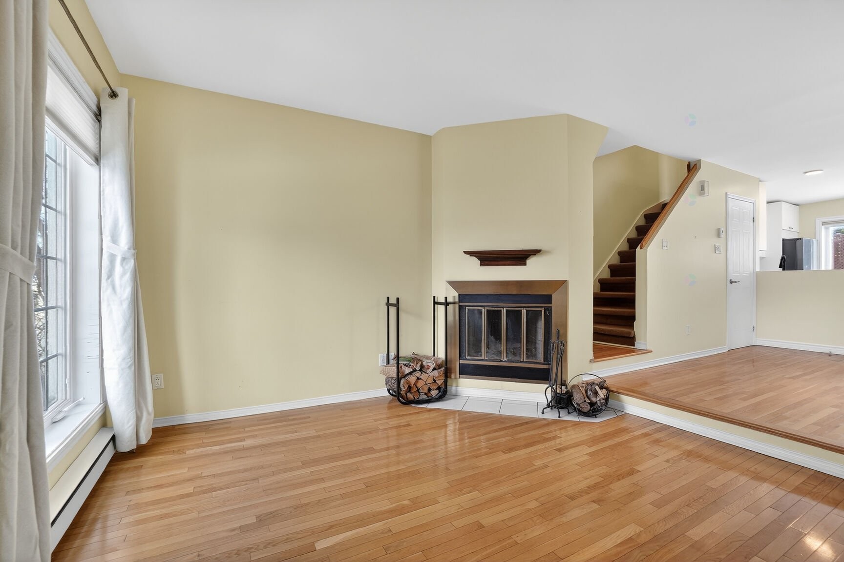 









176


Rue P.-É.-Borduas

,
Laval (Sainte-Rose),




QC
H7L5E7

