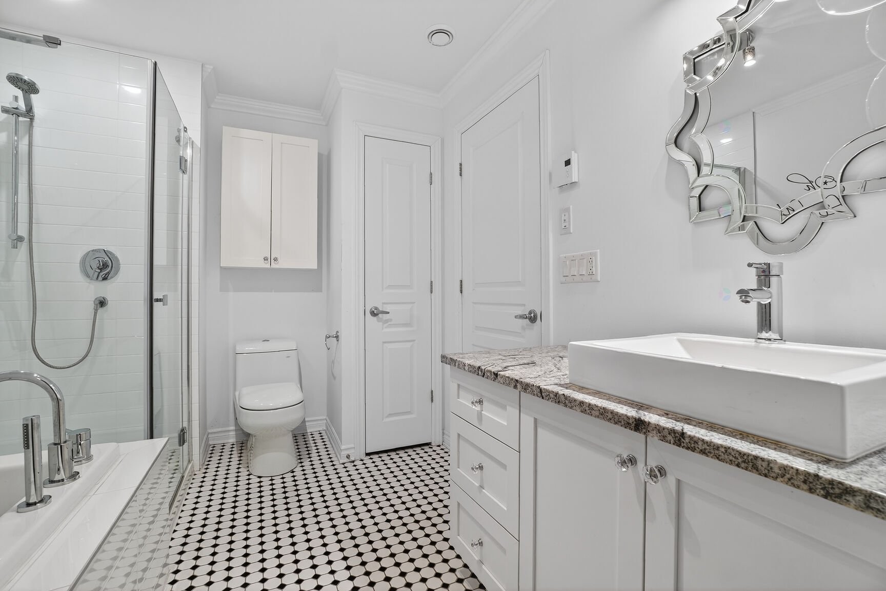 









180


Rue des Sittelles

, 1,
Châteauguay,




QC
J6K0J1

