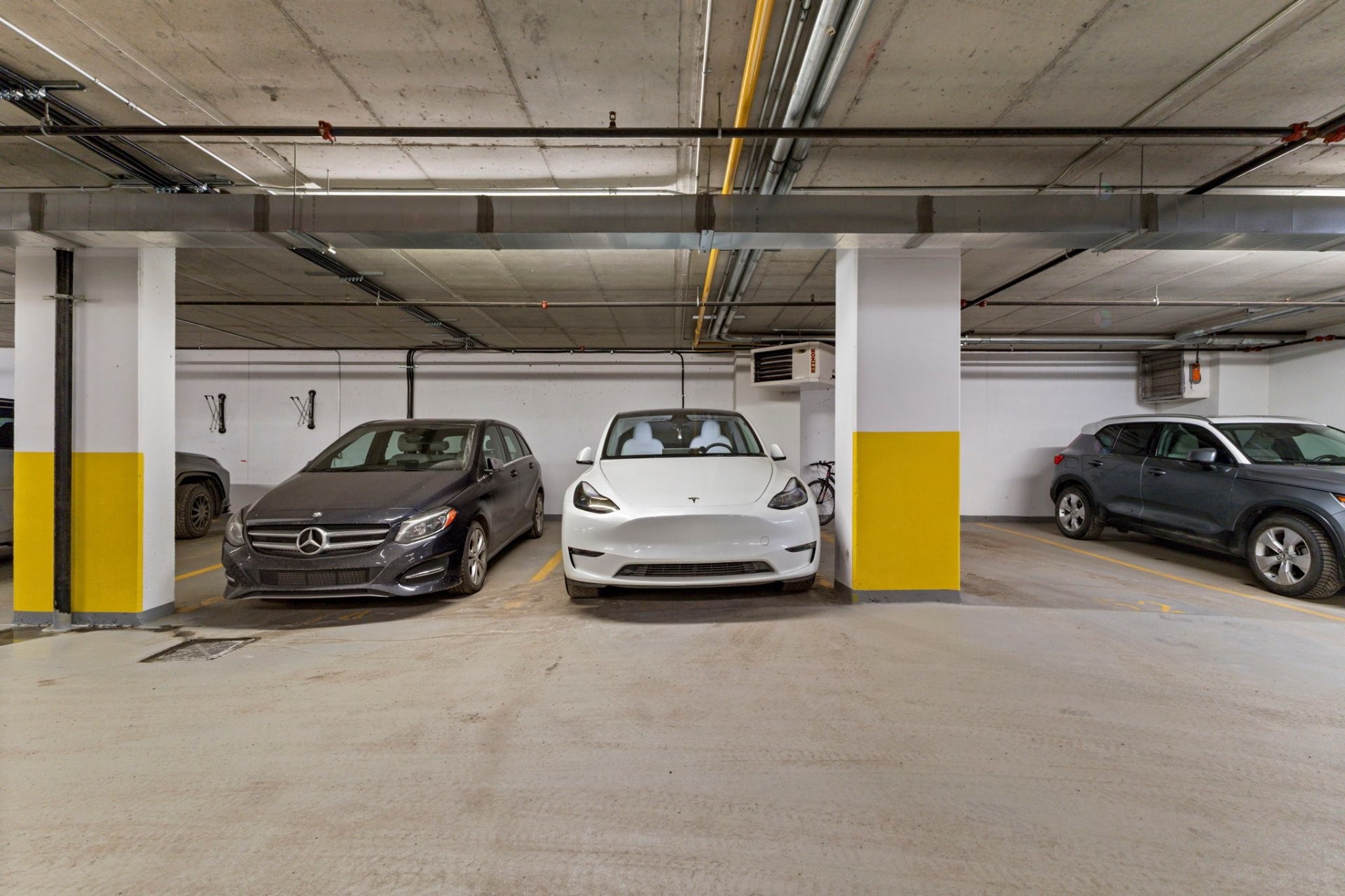 









224


Boul. Alexandre-Taché

, 303,
Gatineau (Hull),




QC
J9A0B8

