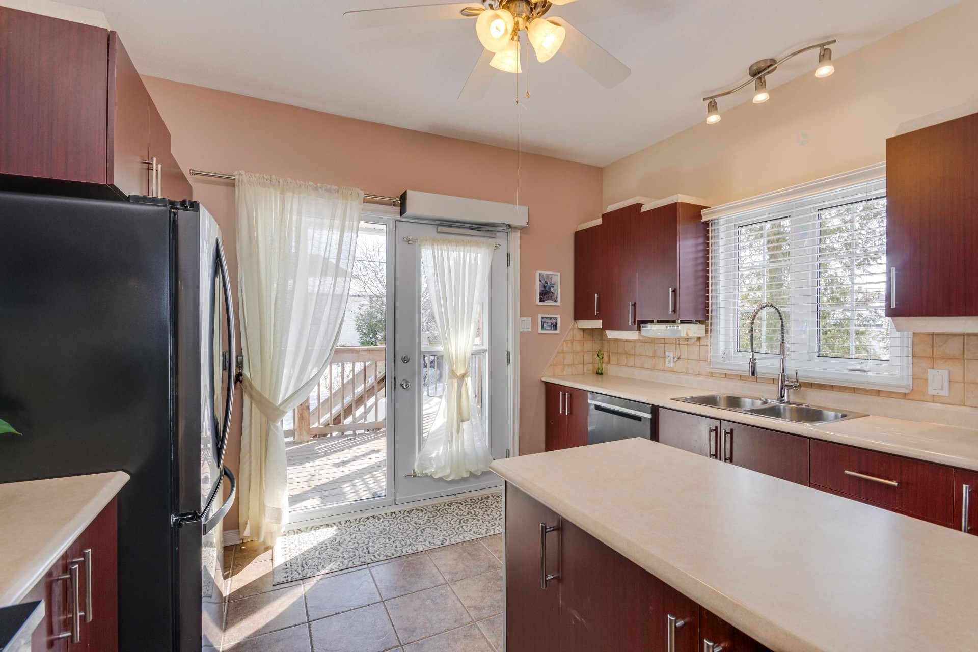 









145


Rue de Corbières

,
Gatineau (Masson-Angers),




QC
J8M2E6

