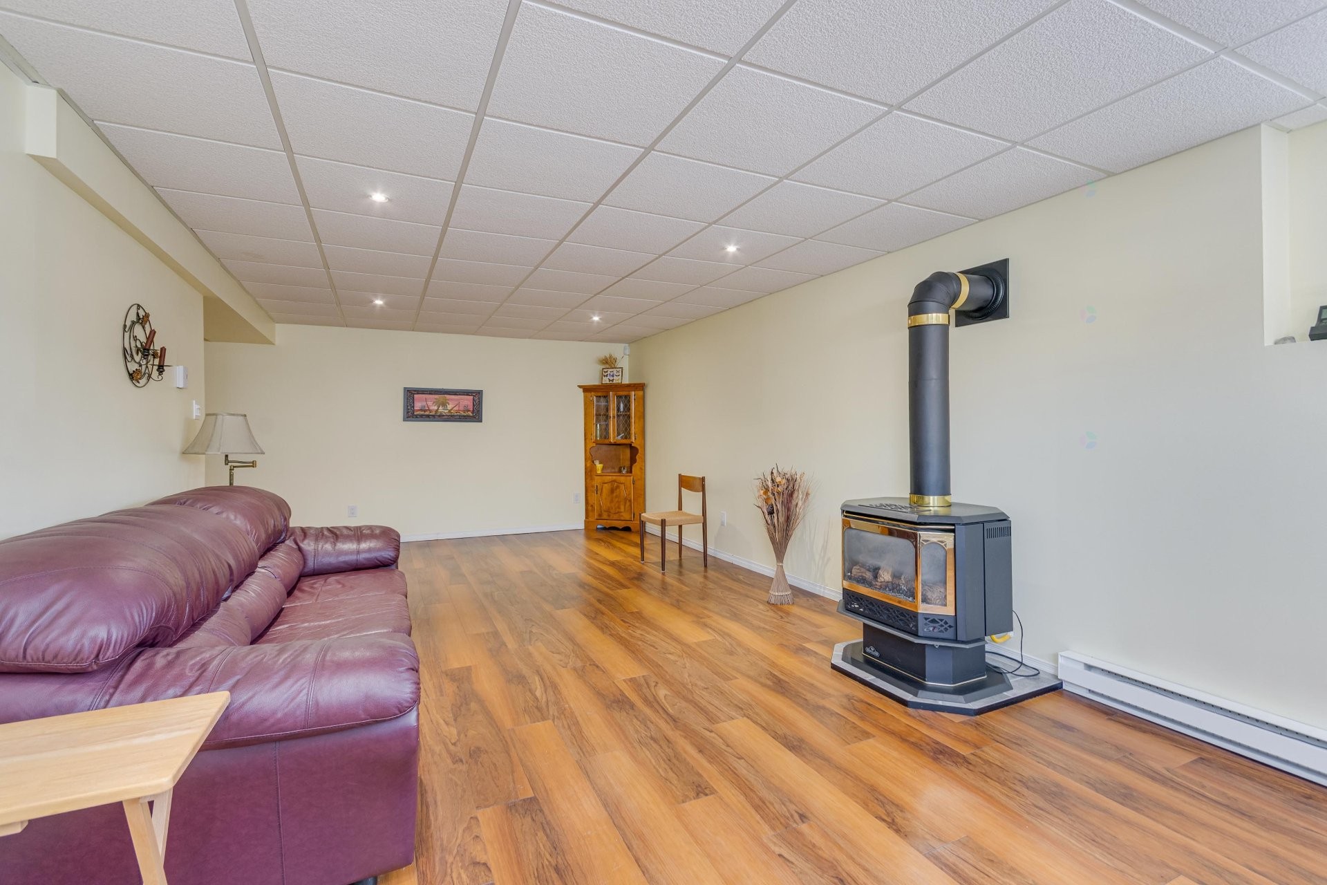 









145


Rue de Corbières

,
Gatineau (Masson-Angers),




QC
J8M2E6

