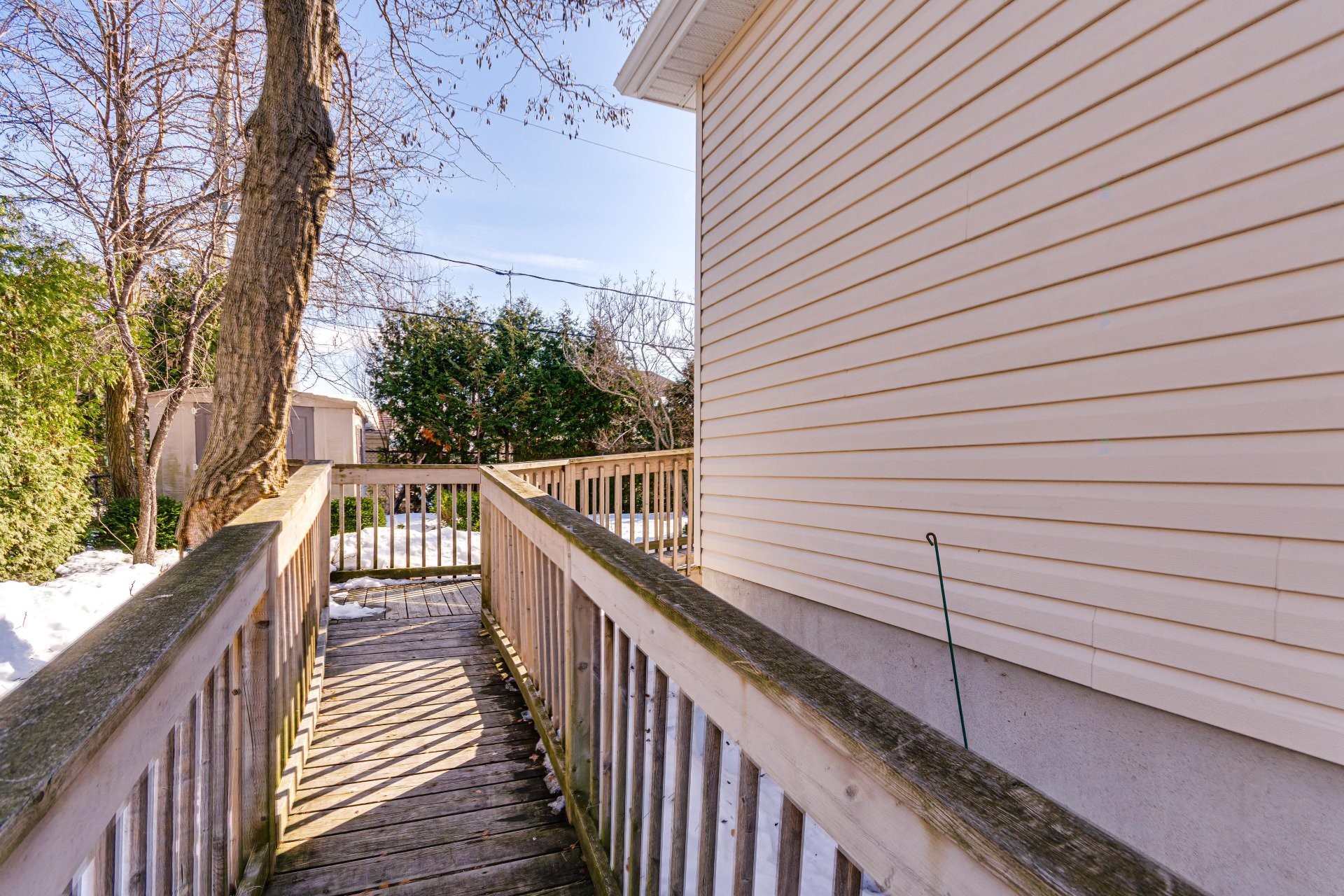 









145


Rue de Corbières

,
Gatineau (Masson-Angers),




QC
J8M2E6

