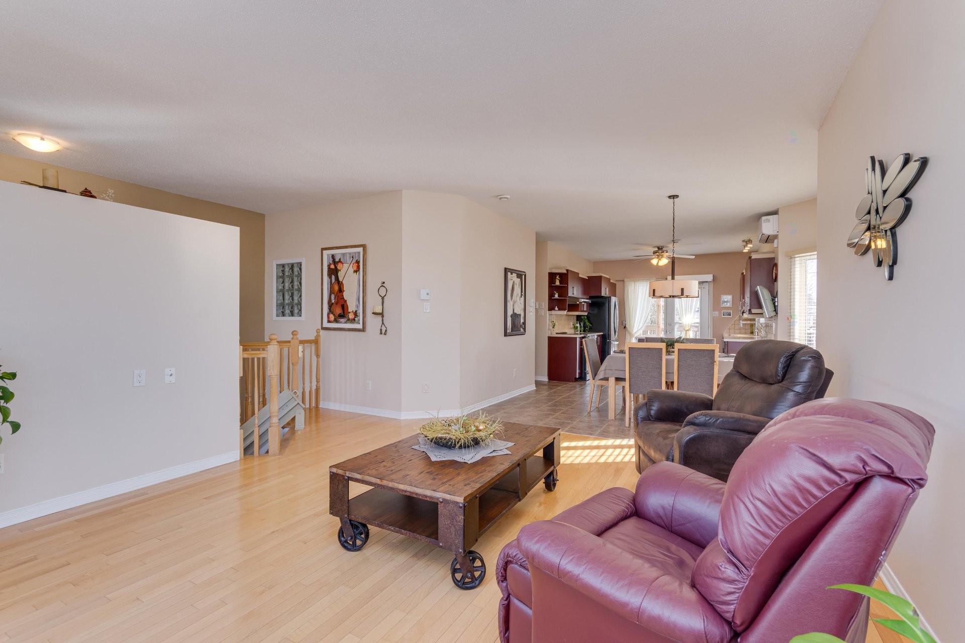 









145


Rue de Corbières

,
Gatineau (Masson-Angers),




QC
J8M2E6

