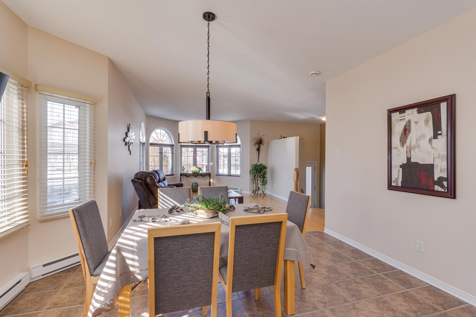 









145


Rue de Corbières

,
Gatineau (Masson-Angers),




QC
J8M2E6

