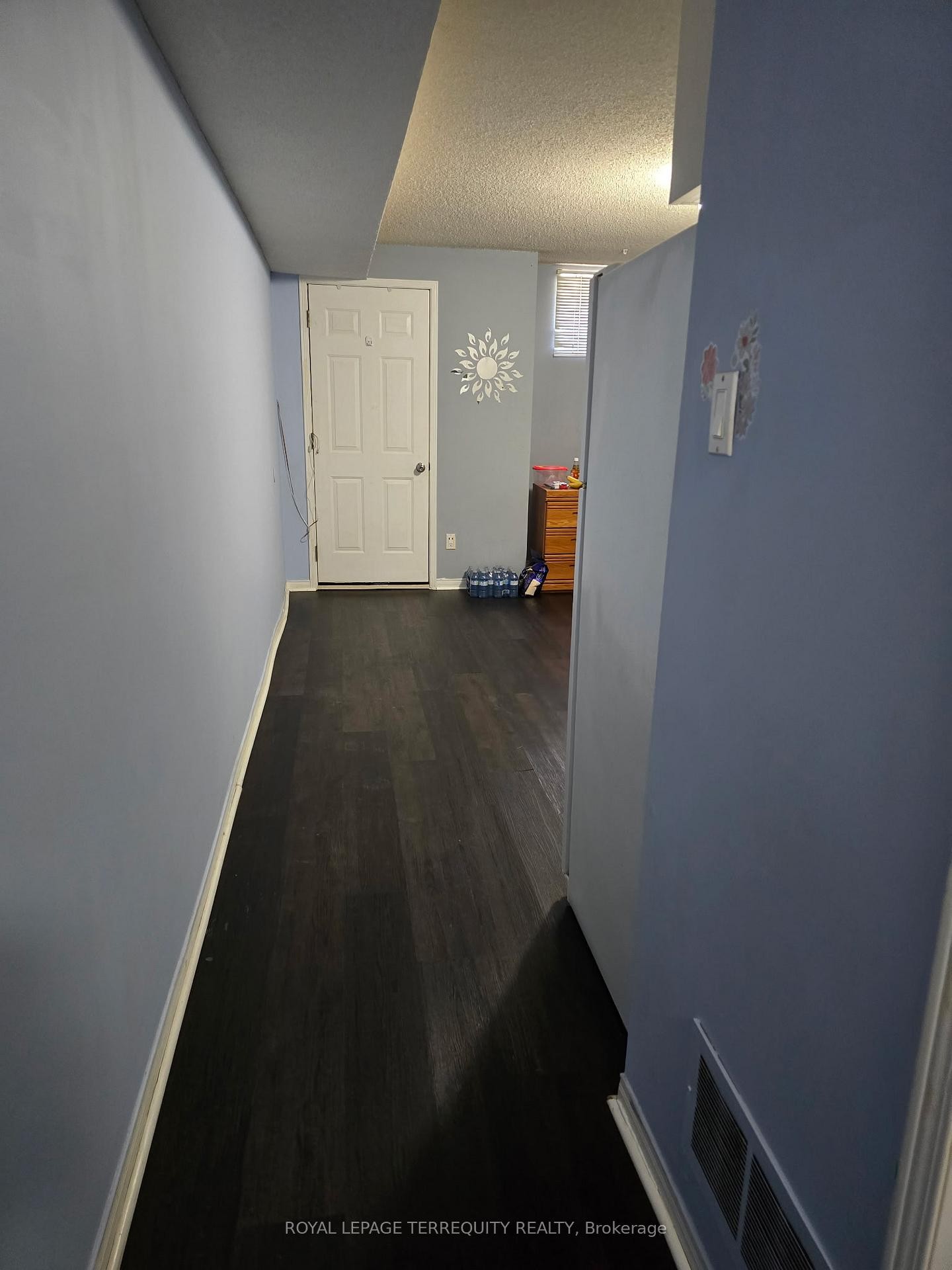 









7


Mulock

Avenue, BSMT,
Toronto,




ON
M6N 3C3

