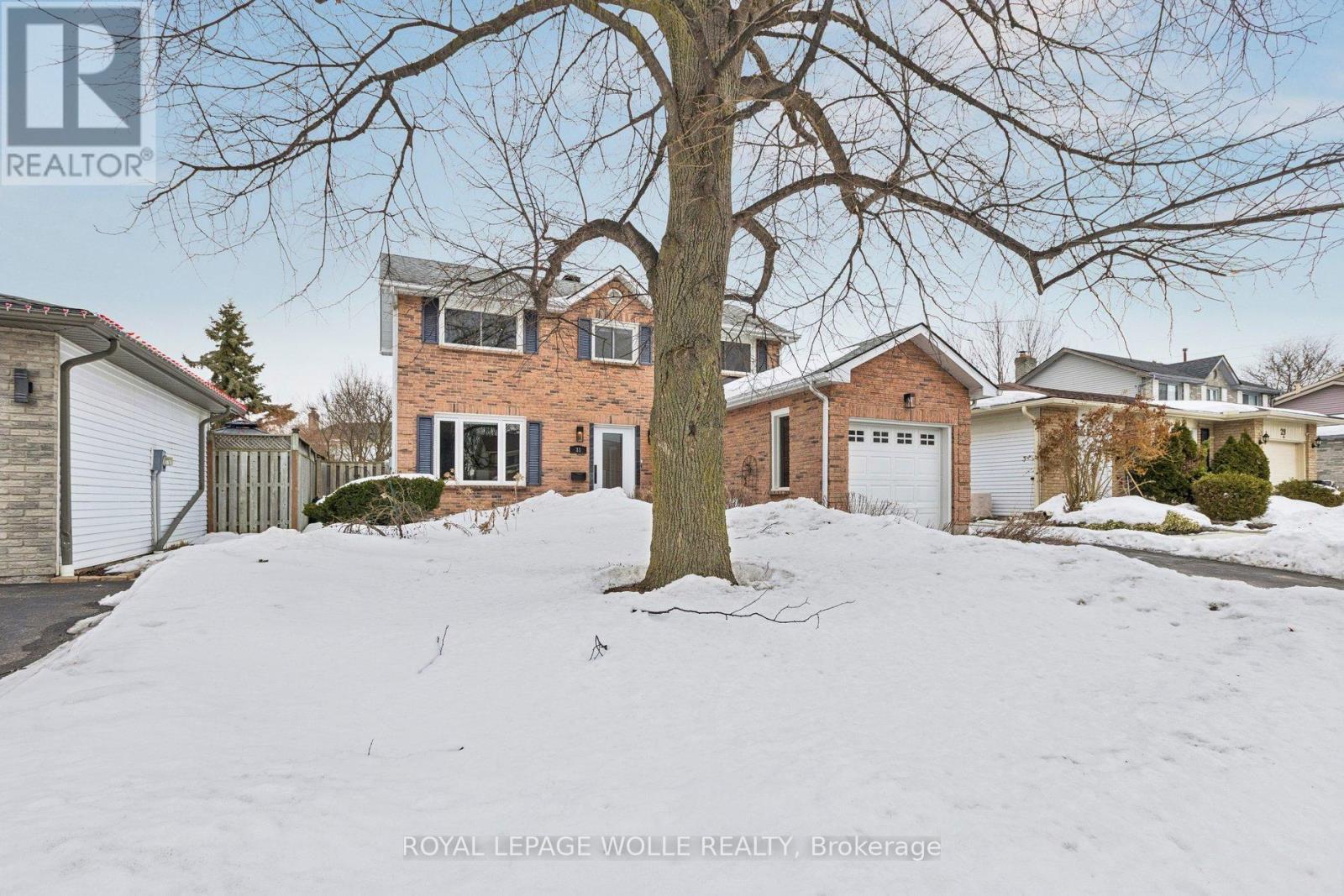 












31 CEDAR CREST STREET

,
Kitchener,




Ontario
N2N1Y4

