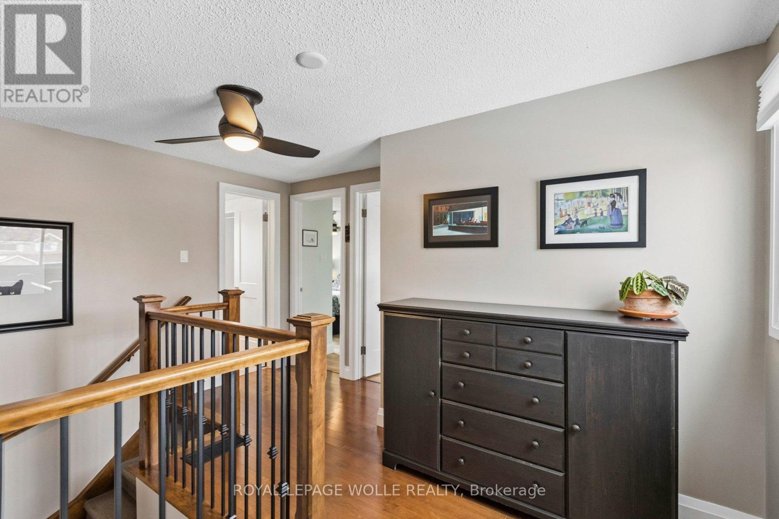 












31 CEDAR CREST STREET

,
Kitchener,




Ontario
N2N1Y4

