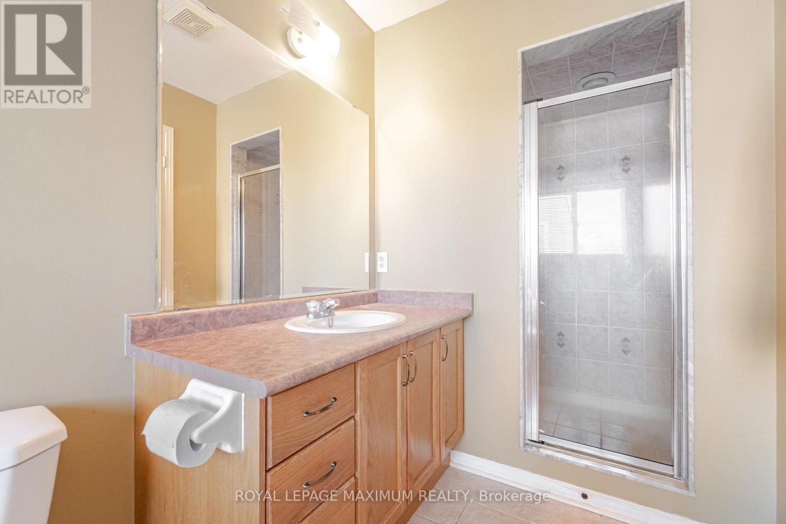 












85 RONAN CRESCENT

,
Vaughan,




Ontario
L4H2J6


