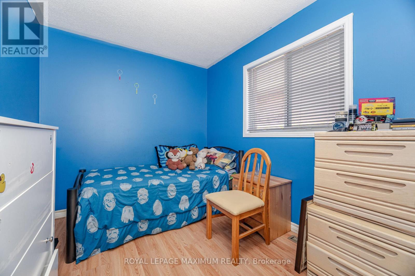 












85 RONAN CRESCENT

,
Vaughan,




Ontario
L4H2J6

