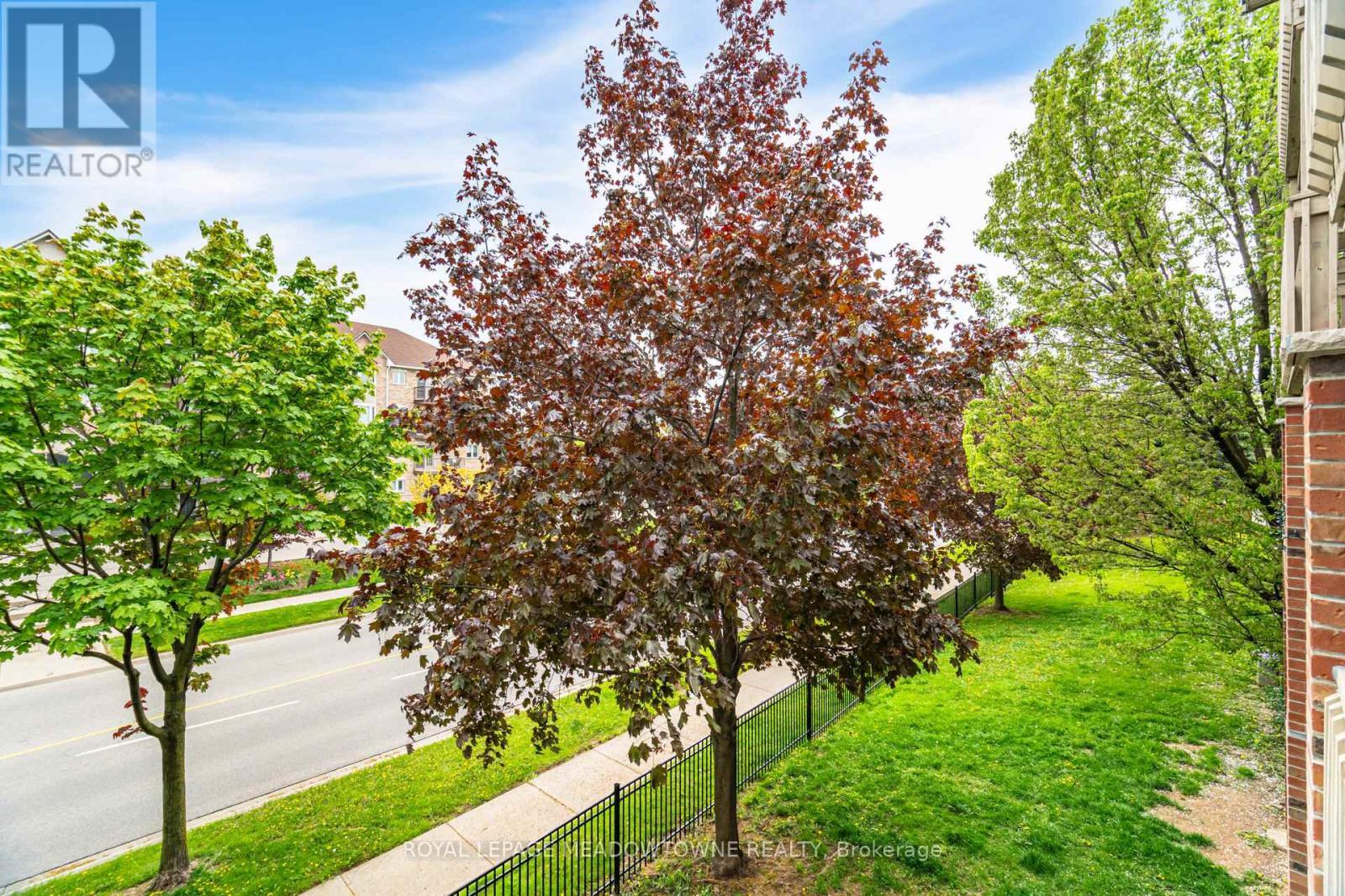 












#209 - 4005 KILMER DRIVE

,
Burlington,




Ontario
L7M4M2

