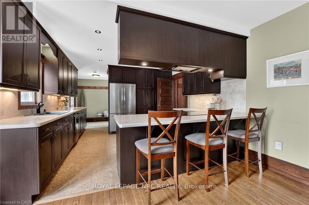 












3952 VICTORIA AVENUE W

,
Lincoln,




Ontario
L0R2C0

