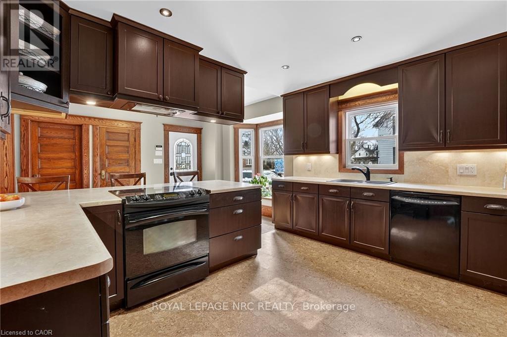 












3952 VICTORIA AVENUE W

,
Lincoln,




Ontario
L0R2C0

