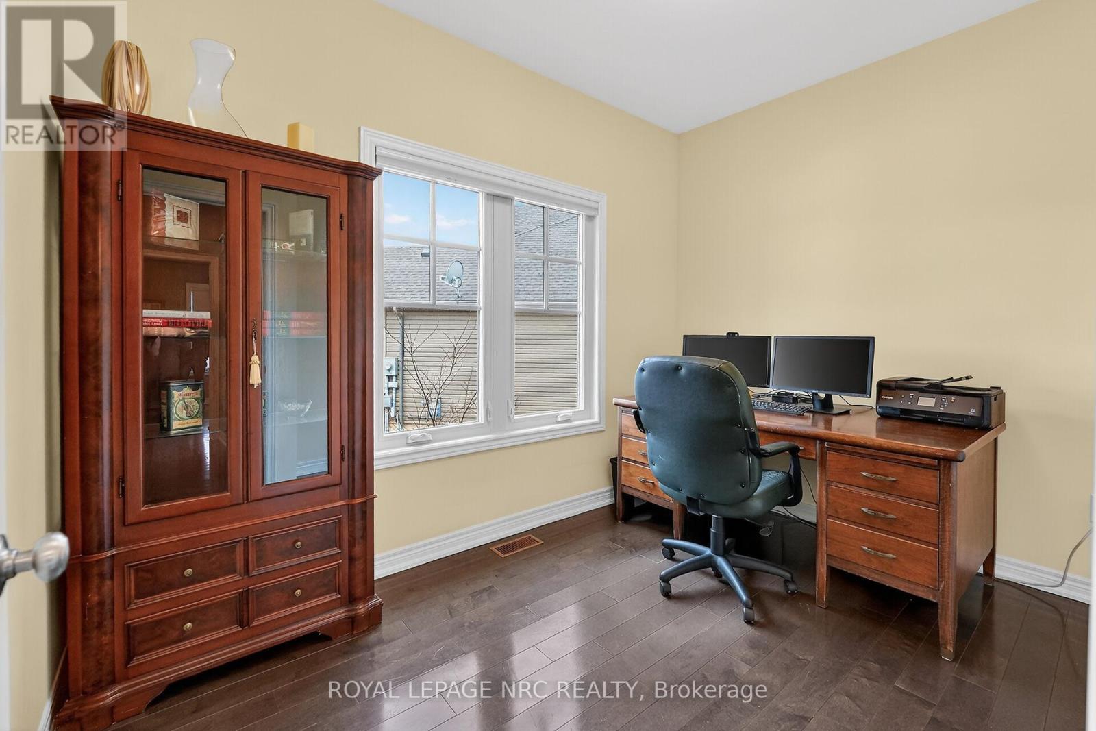 












166 MICHELLE COURT

,
Welland,




Ontario
L3C0A2

