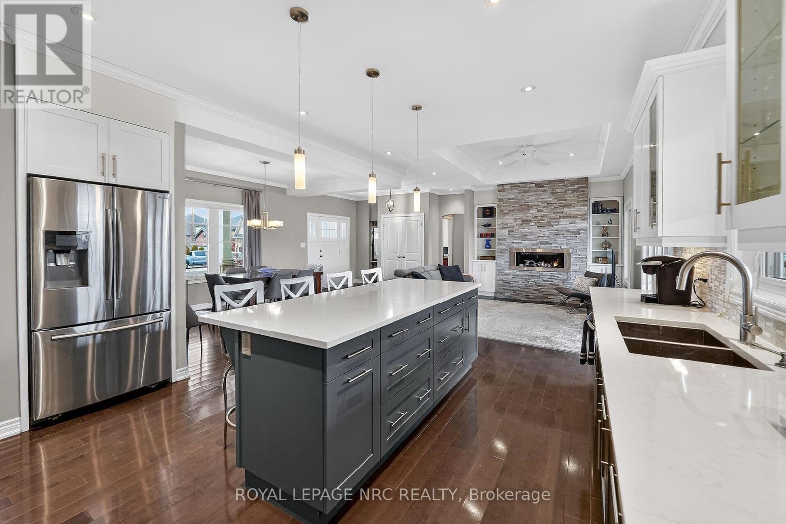 












166 MICHELLE COURT

,
Welland,




Ontario
L3C0A2

