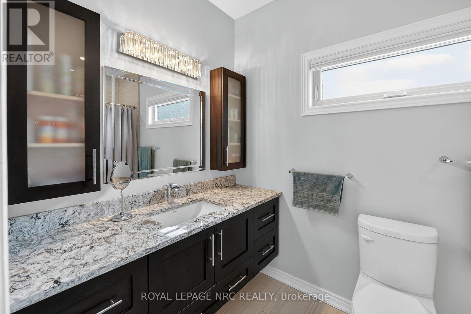 












166 MICHELLE COURT

,
Welland,




Ontario
L3C0A2

