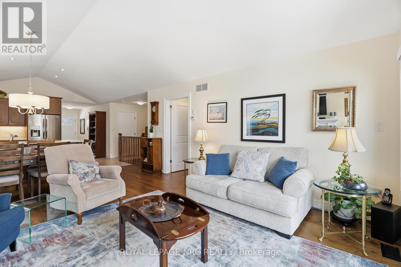 












23 RICHARD CRESCENT

,
West Lincoln,




Ontario
L0R2A0

