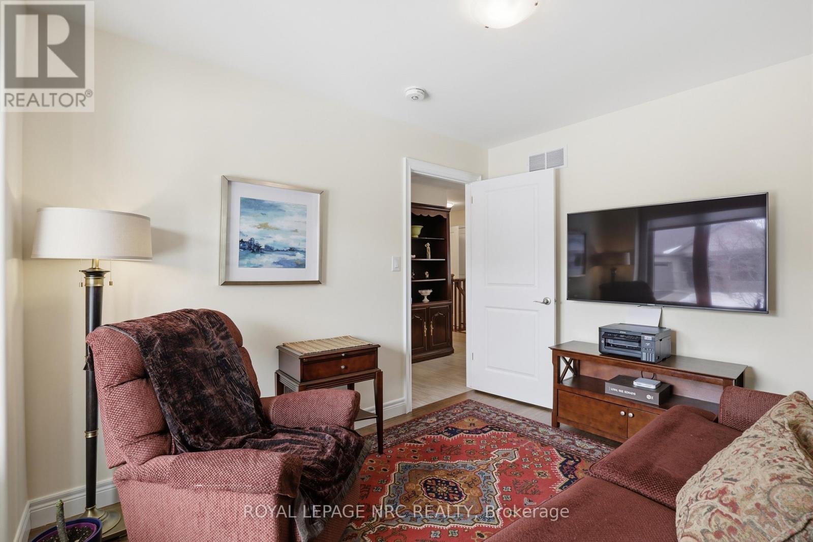 












23 RICHARD CRESCENT

,
West Lincoln,




Ontario
L0R2A0

