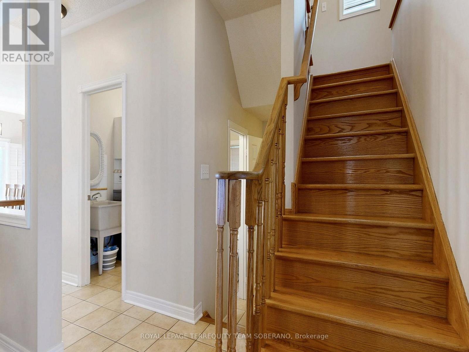 












29 MONTEREY ROAD

,
Vaughan,




Ontario
L4H1W3

