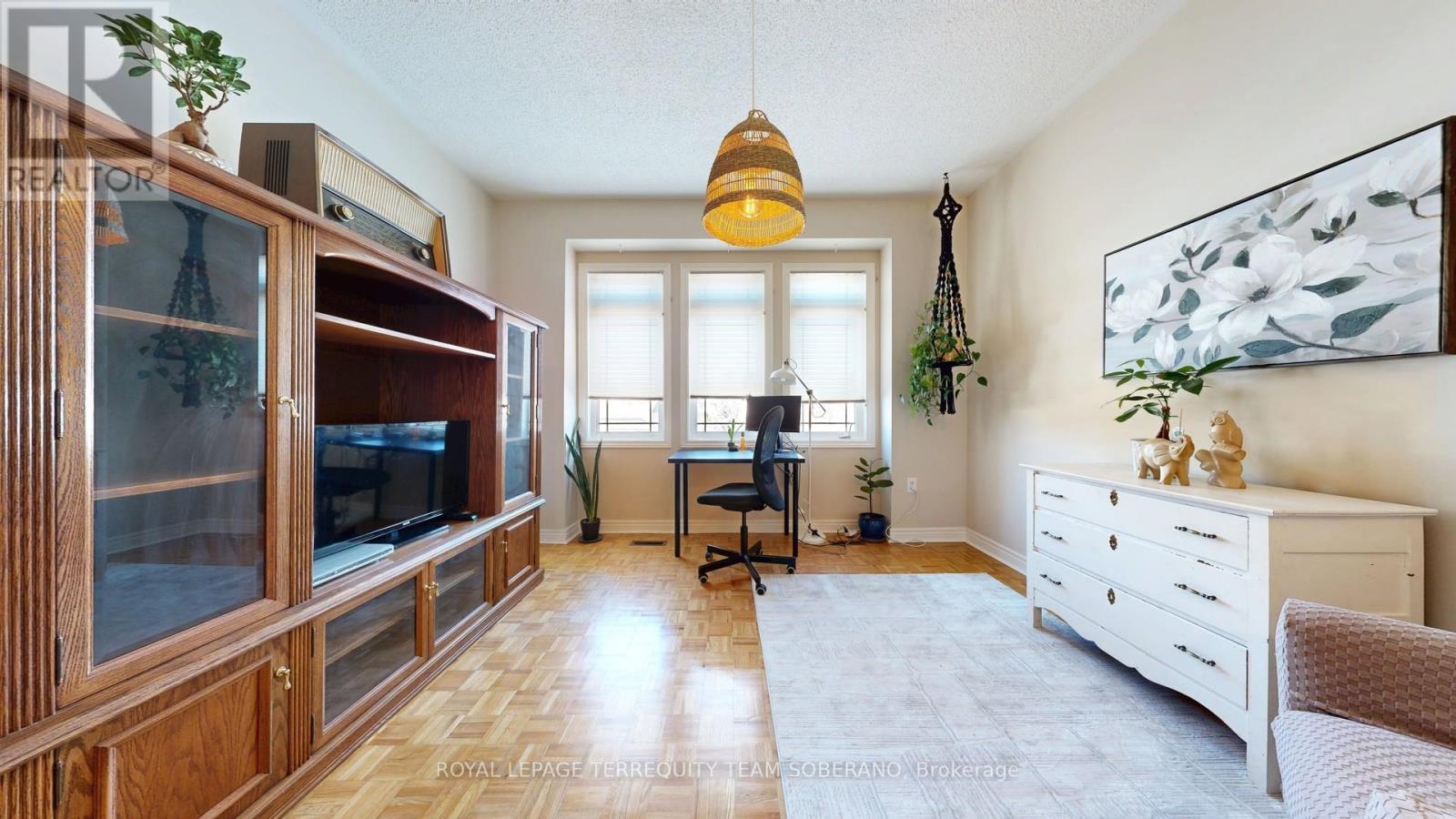 












29 MONTEREY ROAD

,
Vaughan,




Ontario
L4H1W3

